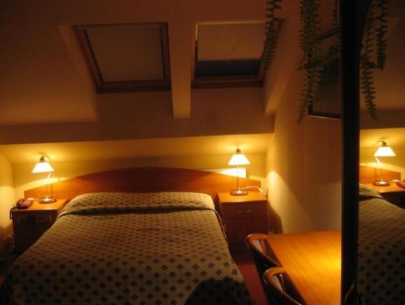 Hotel Alexandra Победиска Екстериор снимка