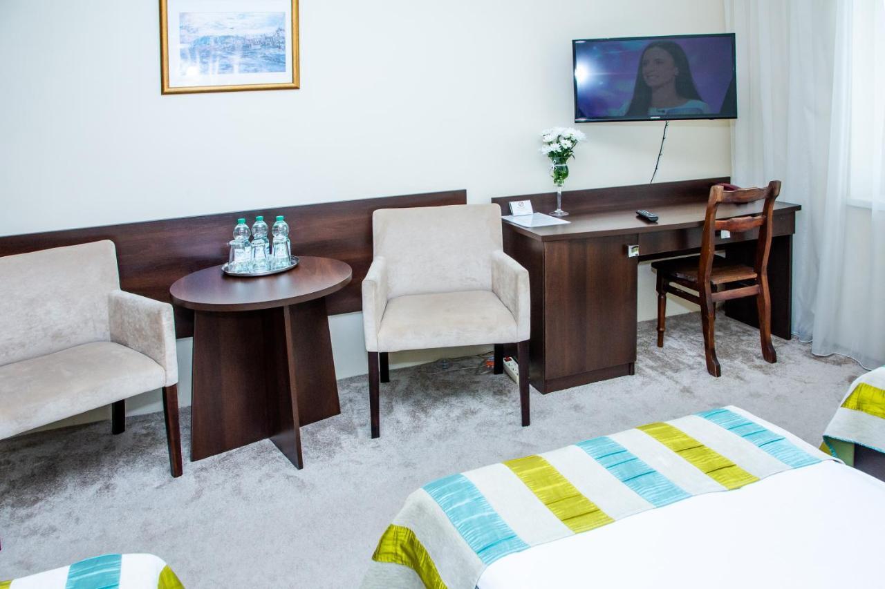 Hotel Alexandra Победиска Екстериор снимка